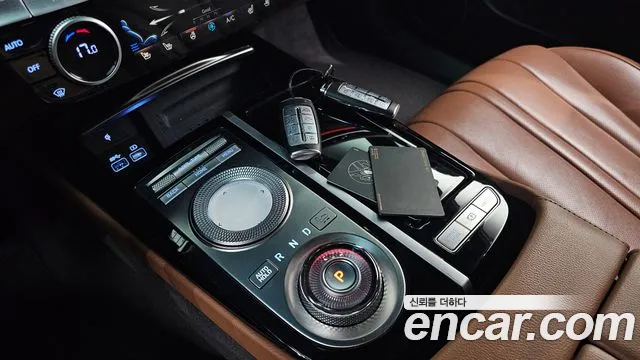 Genesis G80 2020 thumb 9