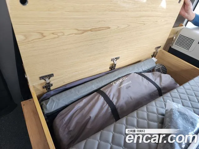 Hyundai Starex 2019 thumb 7