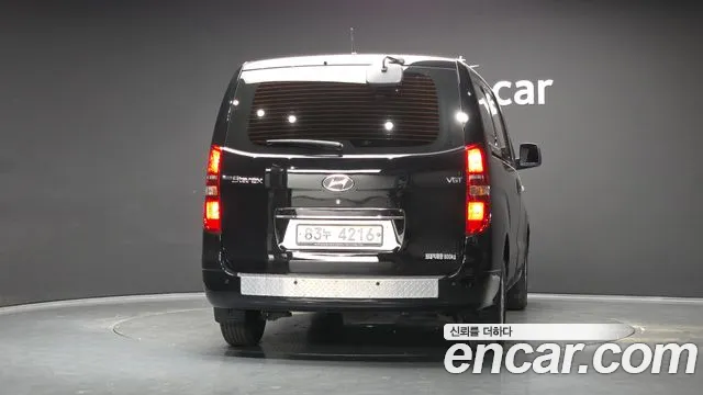 Hyundai Starex 2016 thumb 4