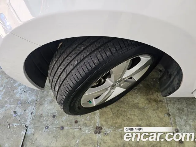 Hyundai Avante 2013 thumb 5