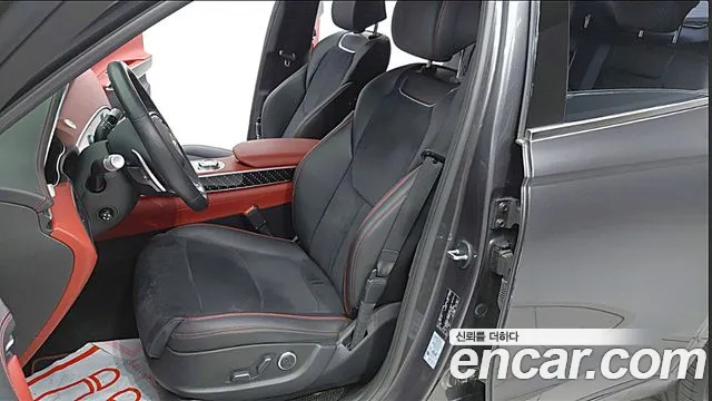 Genesis GV70 2021 thumb 7