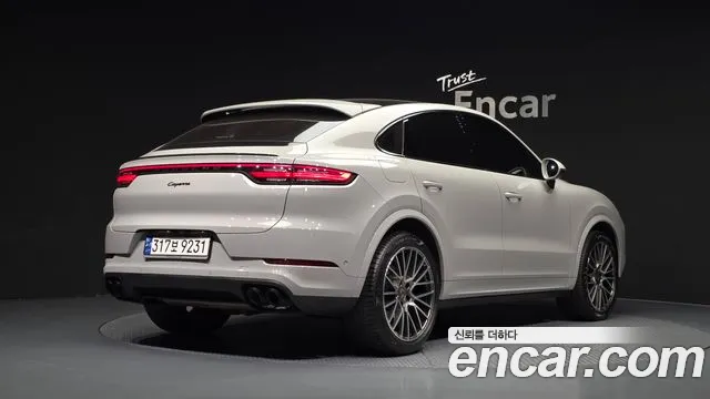 Porsche Cayenne 2023 thumb 2