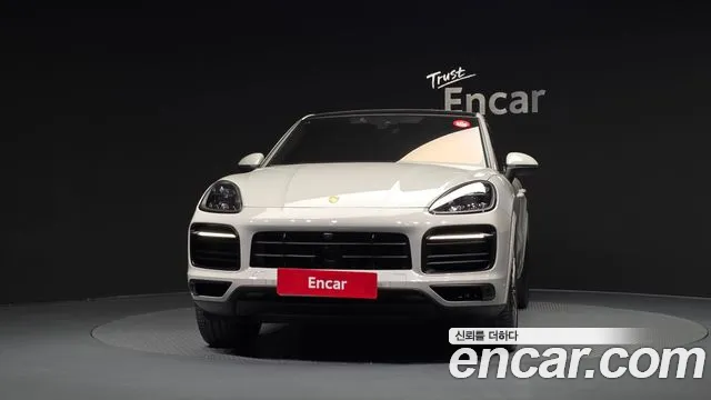 Porsche Cayenne 2023 thumb 3