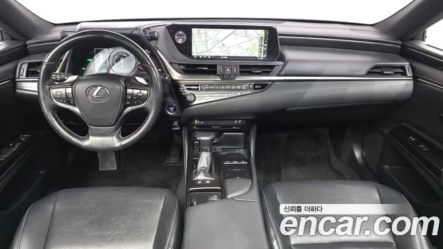 Lexus ES 2019 thumb 6