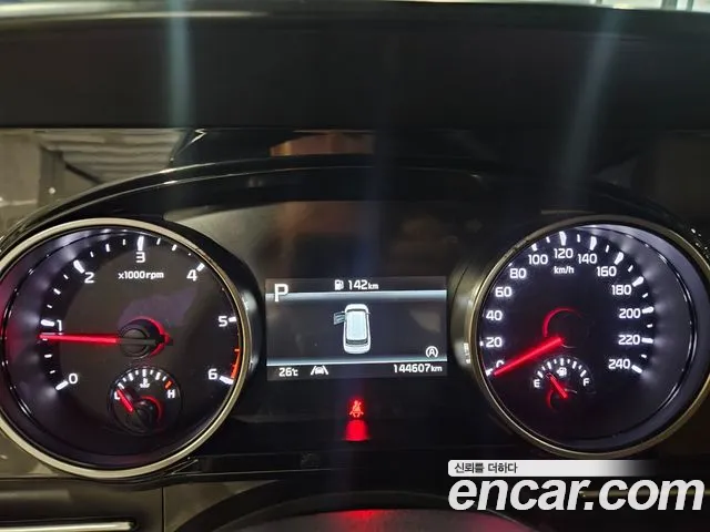 Kia Carnival 2023 thumb 8