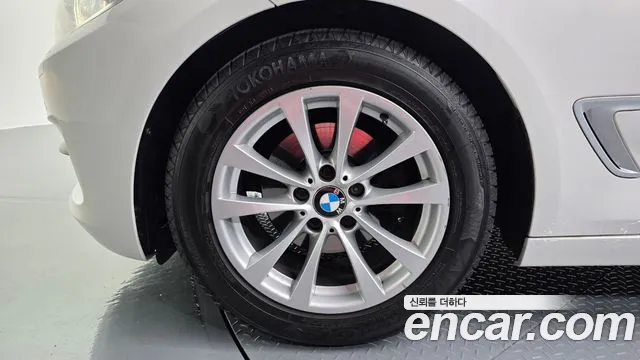 BMW Gran Turismo 2013 thumb 4