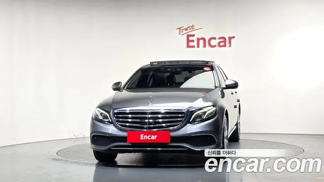 Mercedes-Benz E-Класс 2019 thumb 3