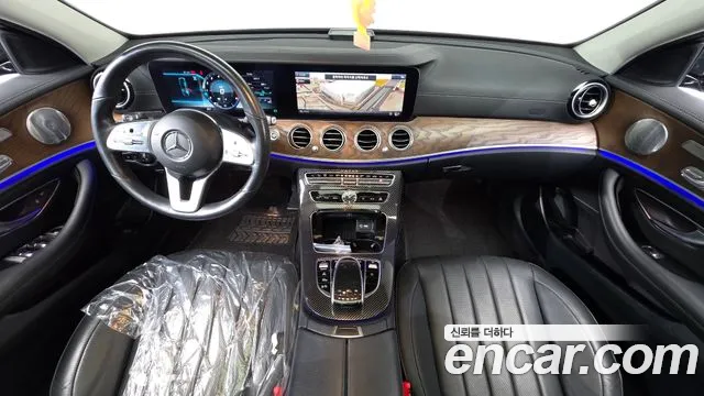 Mercedes-Benz E-Класс 2019 thumb 7
