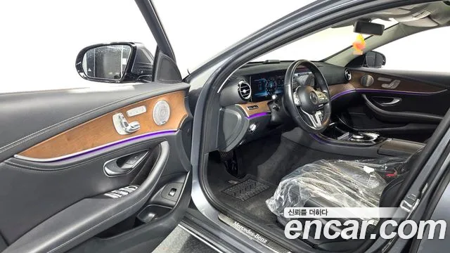Mercedes-Benz E-Класс 2019 thumb 10