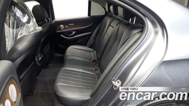 Mercedes-Benz E-Класс 2019 thumb 11