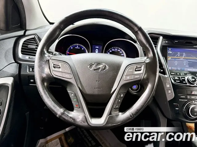 Hyundai Santa Fe 2012 thumb 6