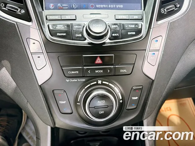 Hyundai Santa Fe 2012 thumb 10