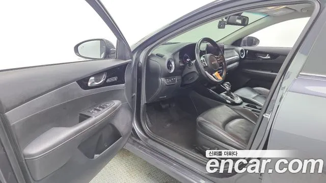 Kia K3 2021 thumb 10