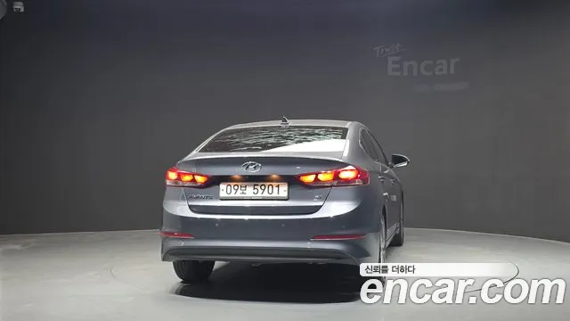 Hyundai Avante 2018 thumb 4