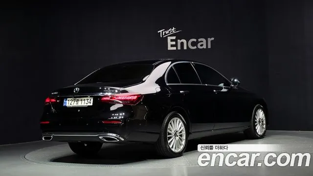 Mercedes-Benz E-Класс 2021 thumb 2
