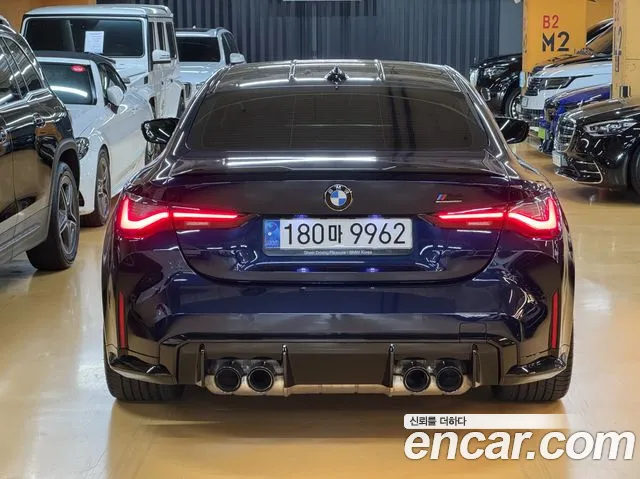 BMW M4 2021 thumb 2