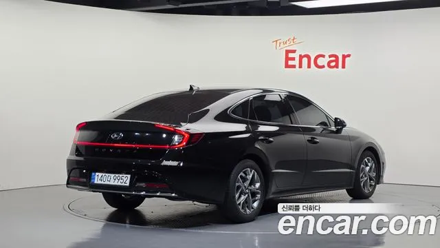 Hyundai Sonata 2021 thumb 2
