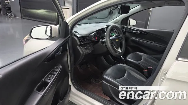 ChevroletGMDaewoo Spark 2017 thumb 10