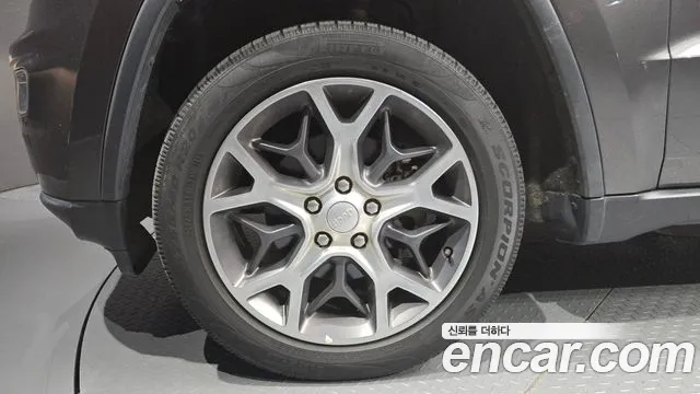 Jeep Cherokee 2019 thumb 5