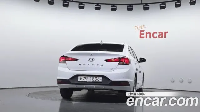Hyundai Avante 2019 thumb 3