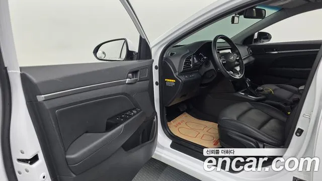 Hyundai Avante 2019 thumb 9