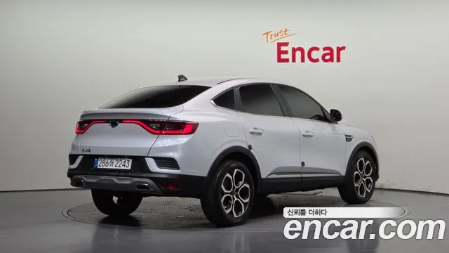 Renault-KoreaSamsung Arkana 2023 thumb 2