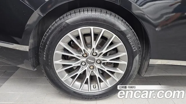Genesis G80 2020 thumb 5