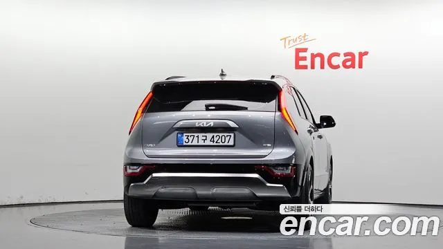 Kia Niro 2022 thumb 4