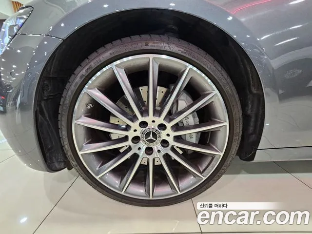 Mercedes-Benz E-Класс 2022 thumb 5