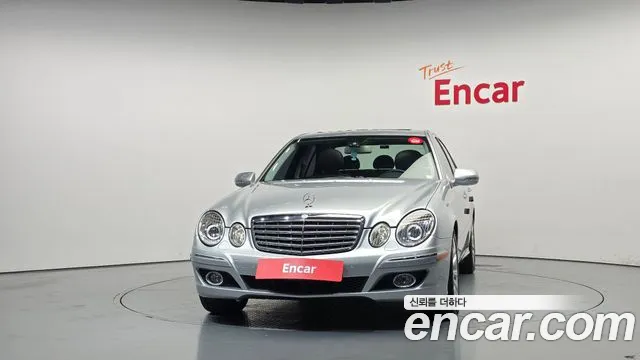 Mercedes-Benz E-Класс 2009 thumb 3