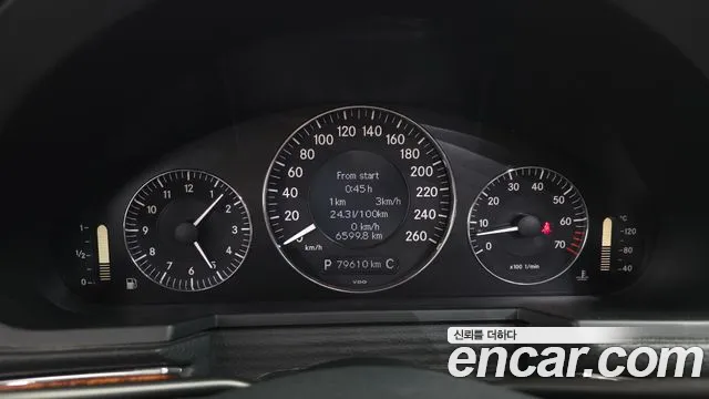 Mercedes-Benz E-Класс 2009 thumb 8