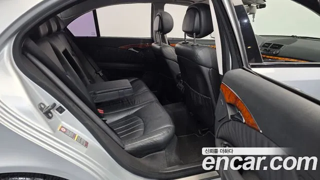 Mercedes-Benz E-Класс 2009 thumb 12