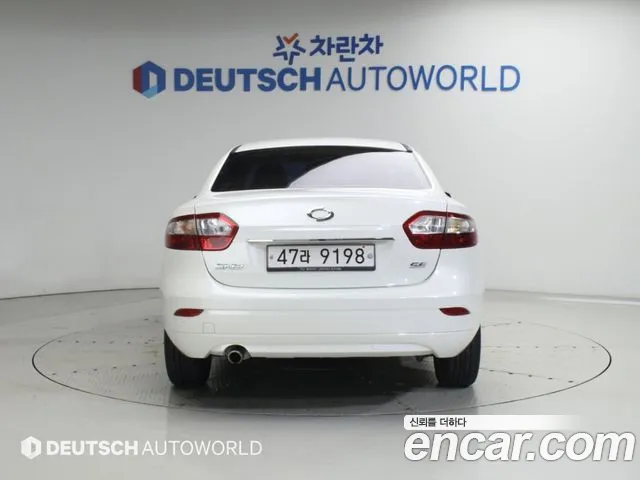 Renault-KoreaSamsung Fluence 2015 thumb 4