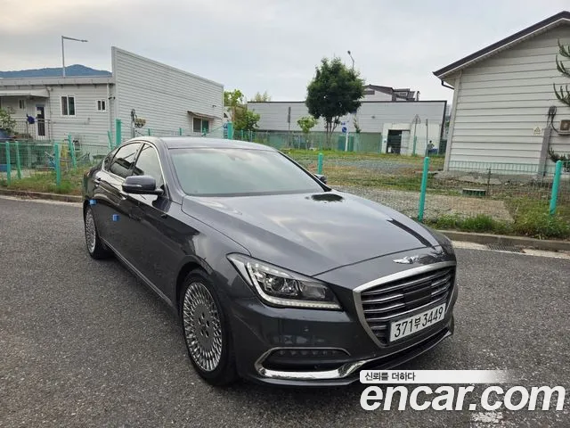 Genesis G80 2017 thumb 2