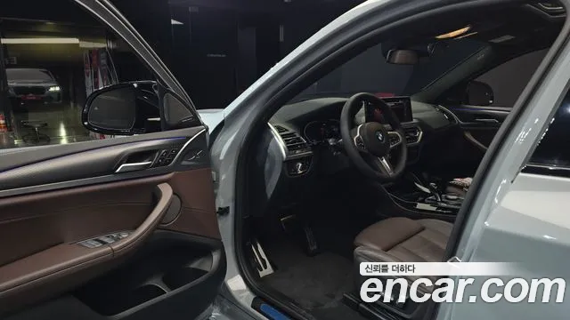 BMW X4 2022 thumb 10