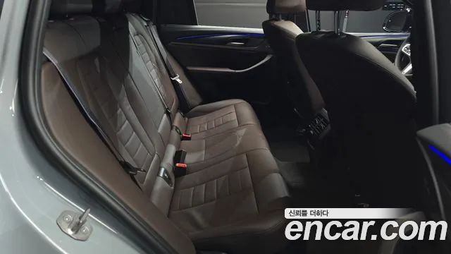 BMW X4 2022 thumb 11