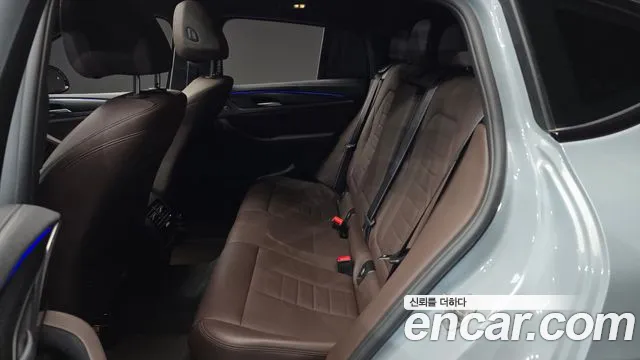 BMW X4 2022 thumb 12