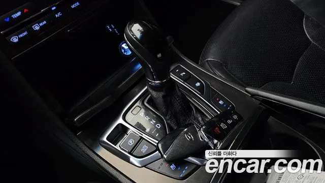 Hyundai Grandeur 2015 thumb 9