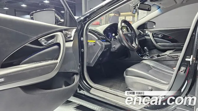 Hyundai Grandeur 2015 thumb 10