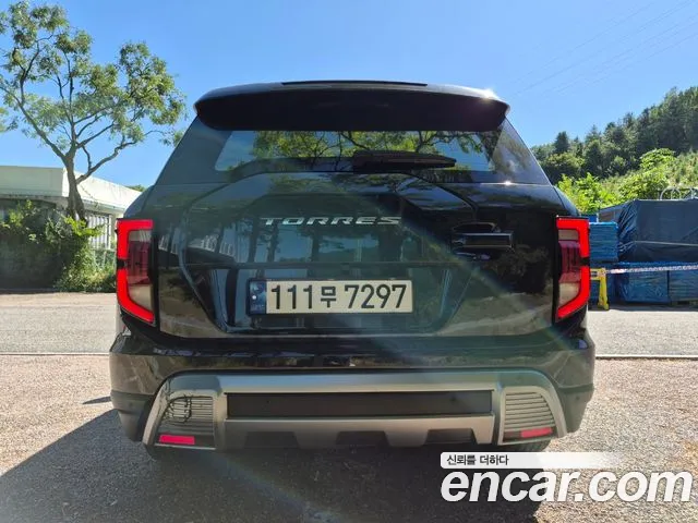 KG_Mobility_Ssangyong Torres 2022 thumb 3