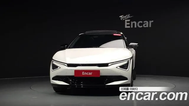 Kia EV6 2024 thumb 2