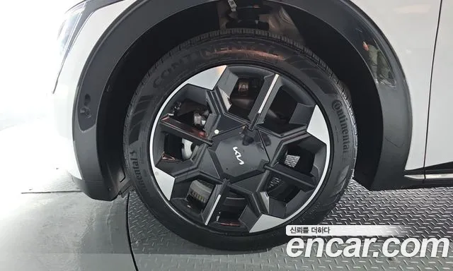 Kia EV6 2024 thumb 4