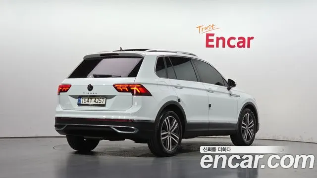 Volkswagen Tiguan 2022 thumb 2