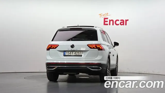 Volkswagen Tiguan 2022 thumb 4