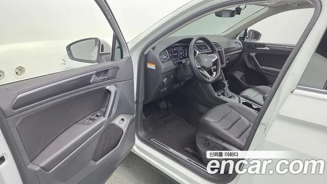Volkswagen Tiguan 2022 thumb 10