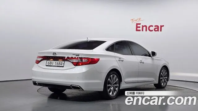 Hyundai Grandeur 2015 thumb 2
