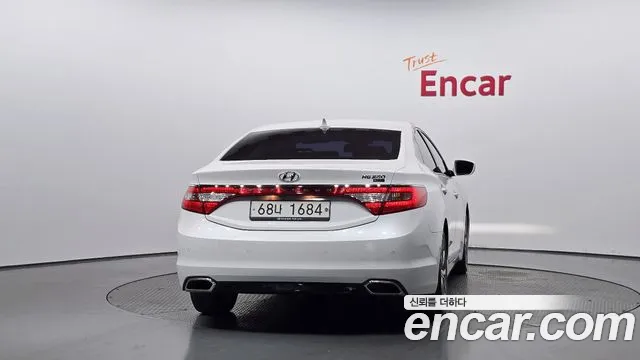 Hyundai Grandeur 2015 thumb 4