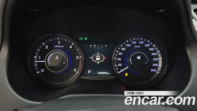 Hyundai Grandeur 2015 thumb 8