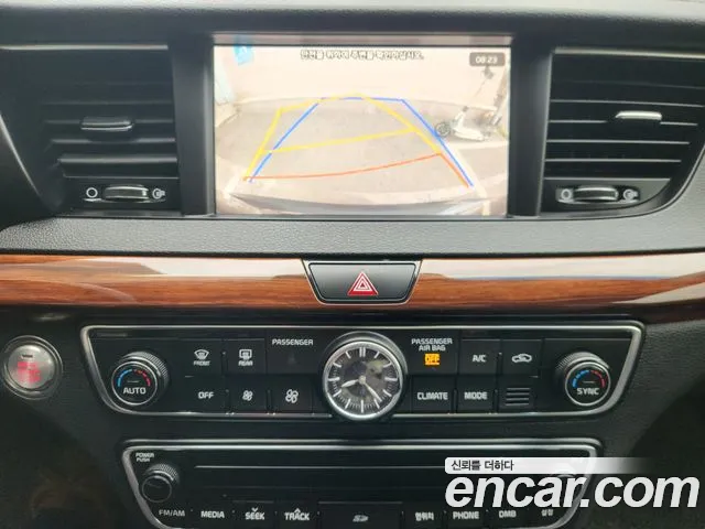 Kia K7 2016 thumb 11