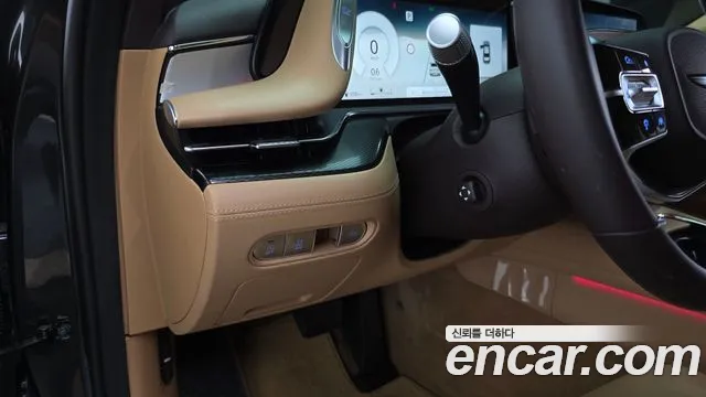 Genesis G90 2023 thumb 12
